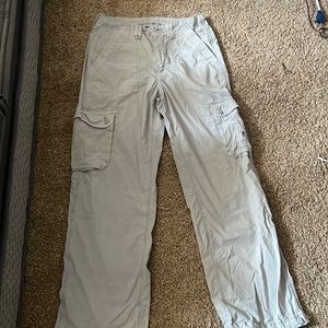 American Eagle parachute pants only worn once